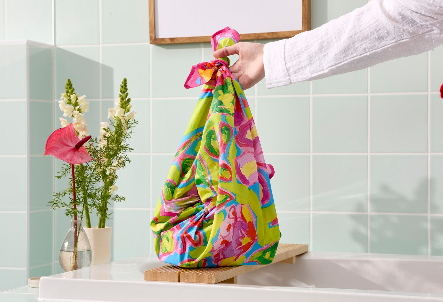 Flourish in Colour Knot Wrap