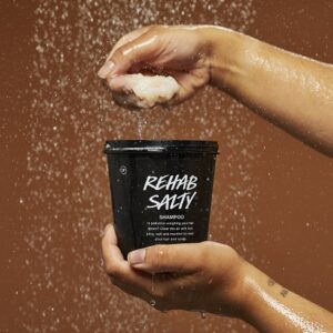 rehab_salty_shampoo_application_haircare_2023 20