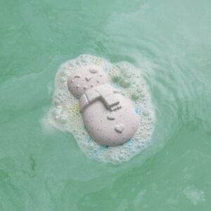 frosty_the_snowman_bath_bomb_2024_24